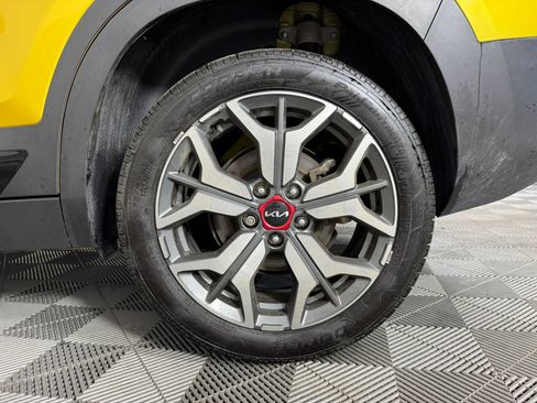 Used 2023 Kia Seltos SX w/ SX Sunroof Package image 46