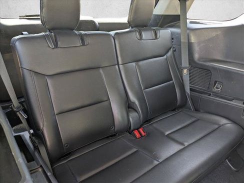 Used 2020 Ford Explorer XLT w/ Equipment Group 202A RWD image 20