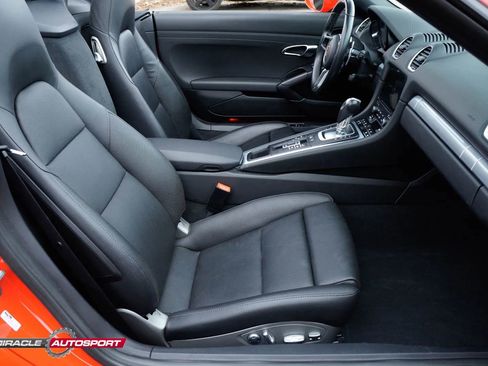 Used 2017 Porsche 718 Boxster image 25