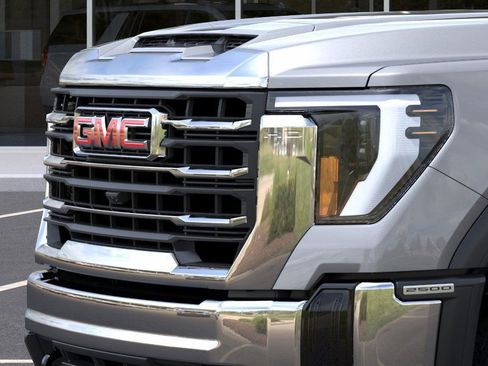 New 2026 GMC Sierra 2500 SLE w/ Preferred Package image 14