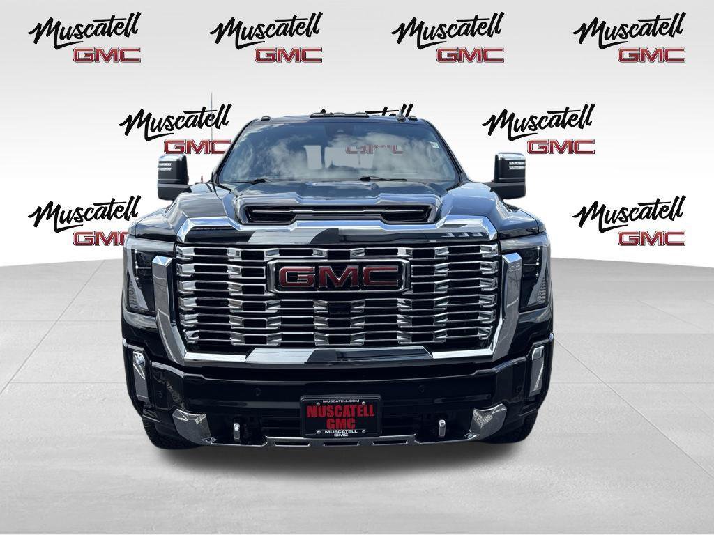 Used 2024 GMC Sierra 2500 Denali w/ Denali Reserve Package AWD/4WD image 9