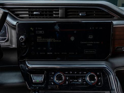 Used 2024 GMC Sierra 2500 Denali Ultimate image 24