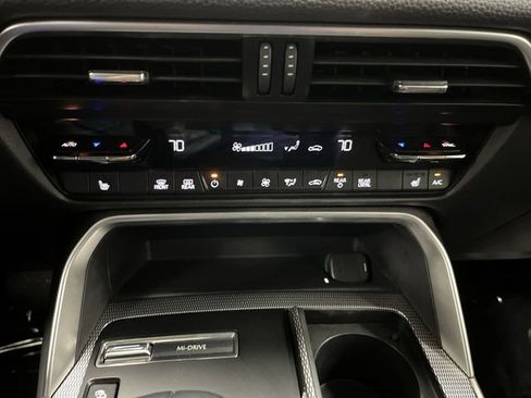 Used 2024 MAZDA CX-90 Plug-In Hybrid w/ Preferred image 20