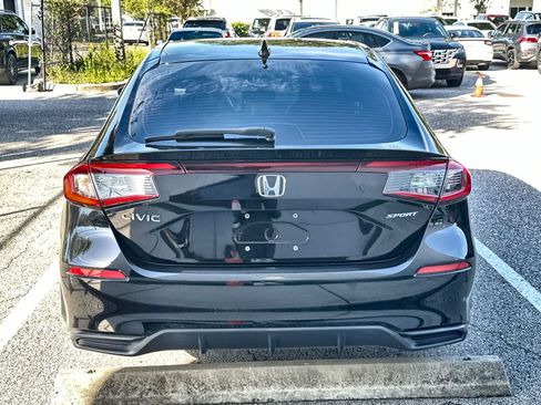 Used 2023 Honda Civic Sport image 7