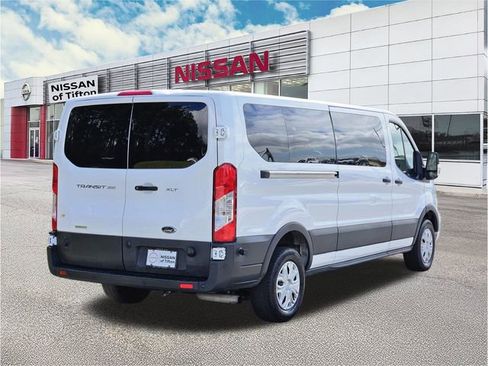 Used 2024 Ford Transit 350 XLT RWD image 4