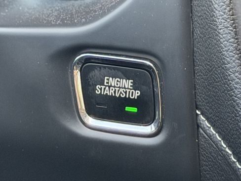 Used 2023 GMC Acadia Denali w/ Denali Ultimate Package image 22