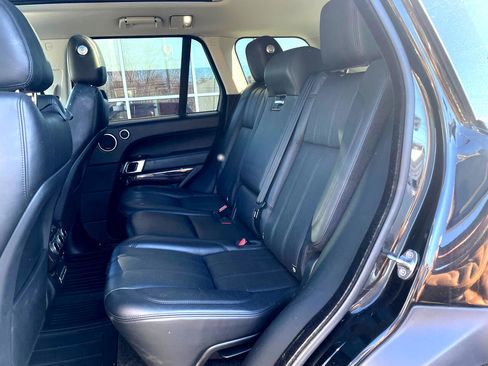 Used 2015 Land Rover Range Rover Supercharged image 42