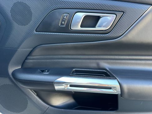 Used 2024 Ford Mustang Premium image 18