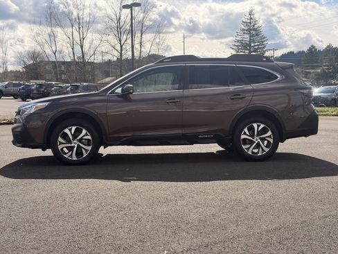 Used 2020 Subaru Outback Limited w/ Popular Package #2 image 4