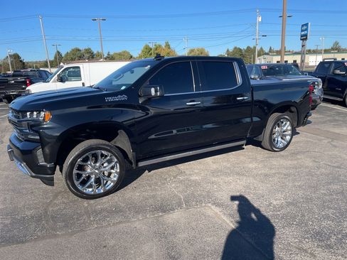 Used 2020 Chevrolet Silverado 1500 High Country image 11