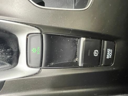 Used 2019 Honda Accord EX image 19