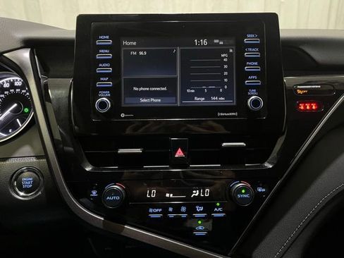 Certified 2022 Toyota Camry LE w/ Convenience Package FWD image 18