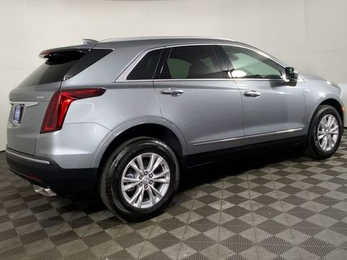 New 2025 Cadillac XT5 Luxury image 10