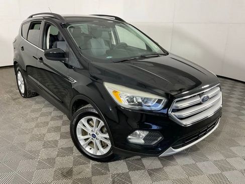 Used 2017 Ford Escape SE w/ Equipment Group 201A image 46