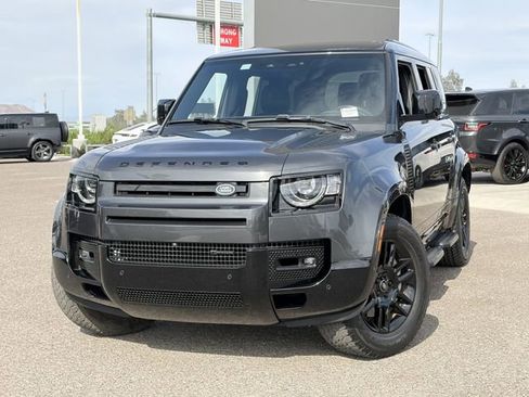 Used 2023 Land Rover Defender 110 X-Dynamic SE AWD/4WD image 3
