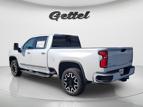 New 2026 Chevrolet Silverado 2500 High Country w/ High Country Premium Package AWD/4WD image 6