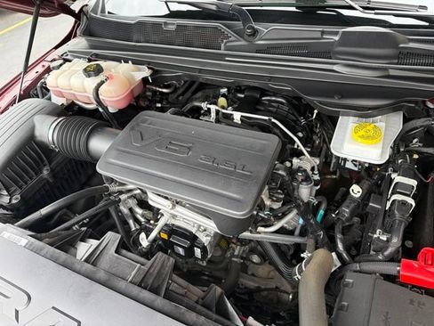 Used 2025 RAM 1500 Big Horn AWD/4WD image 17