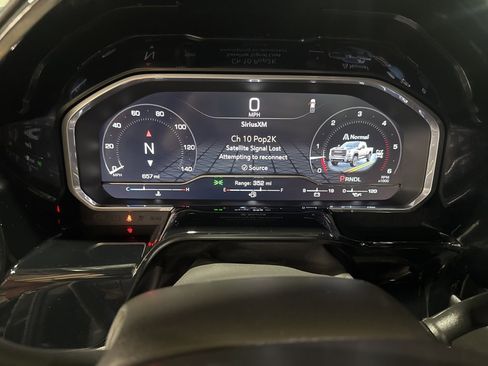 Used 2024 GMC Sierra 3500 SLT w/ SLT Convenience Package image 26