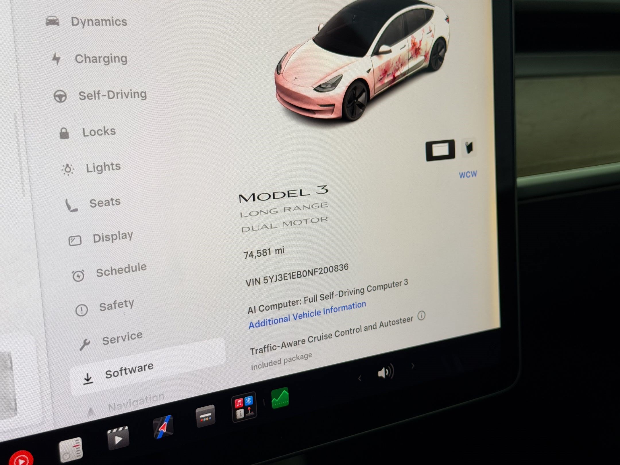Used 2022 Tesla Model 3 Long Range AWD/4WD image 18