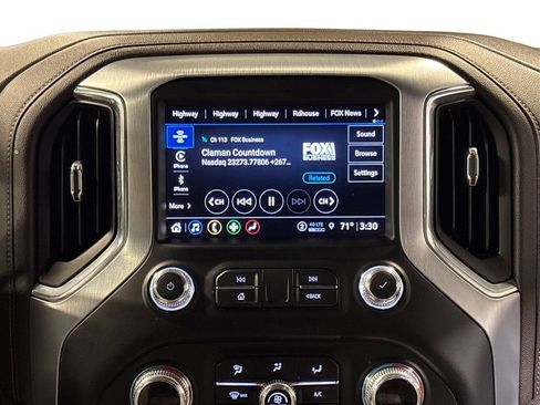 Used 2021 GMC Sierra 1500 SLT w/ SLT Premium Package image 23