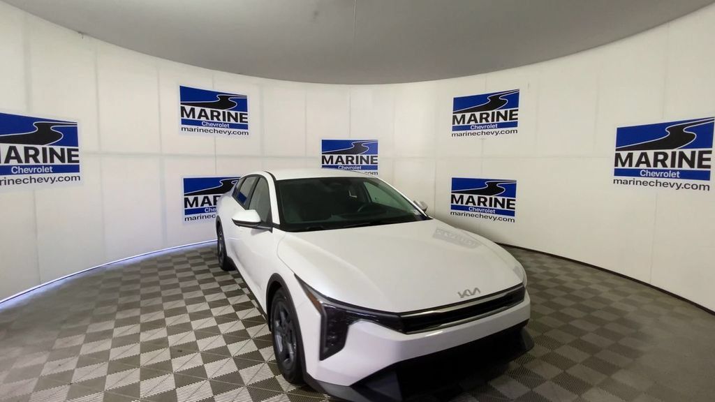 Used 2025 Kia K4 FWD image 4
