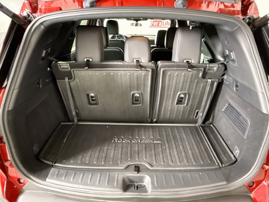 Used 2025 Nissan Pathfinder Rock Creek AWD/4WD image 29