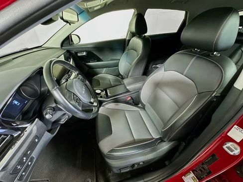 Used 2022 Kia Niro EX FWD image 12