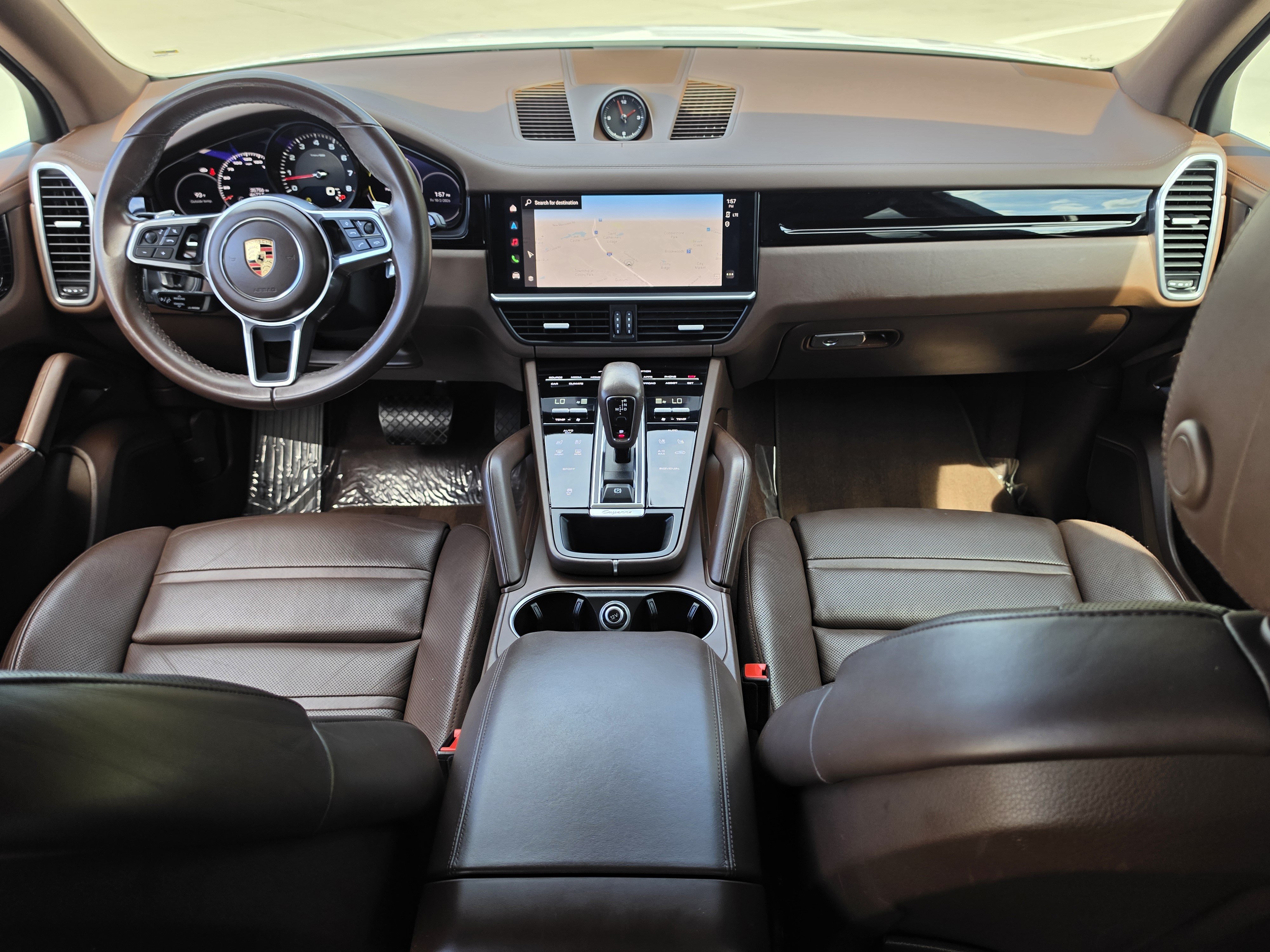 Used 2023 Porsche Cayenne AWD/4WD image 12