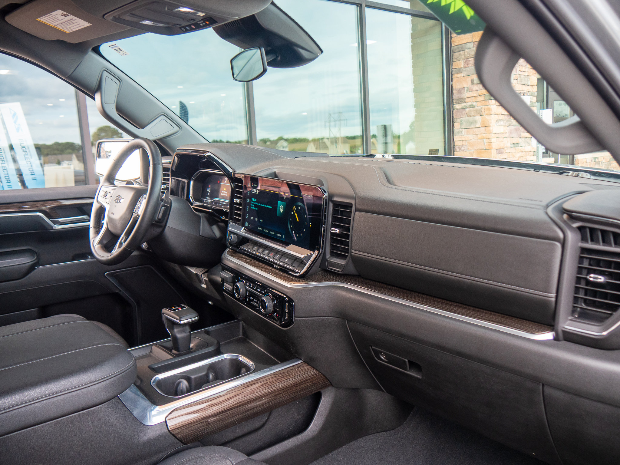 Used 2024 Chevrolet Silverado 1500 RST w/ Protection Package AWD/4WD image 14