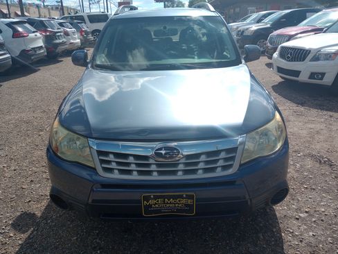Used 2011 Subaru Forester 2.5X Premium w/ Popular Equipment Group 1B AWD/4WD image 2
