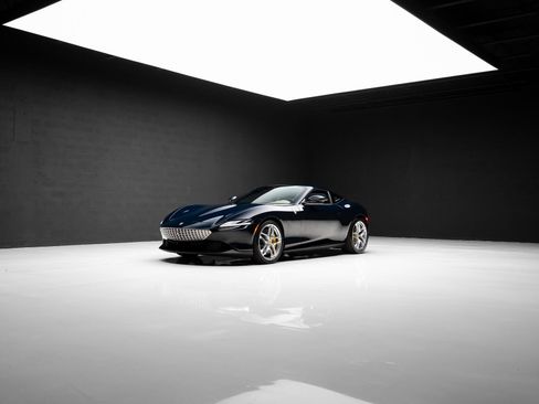 Used 2023 Ferrari Roma RWD image 84