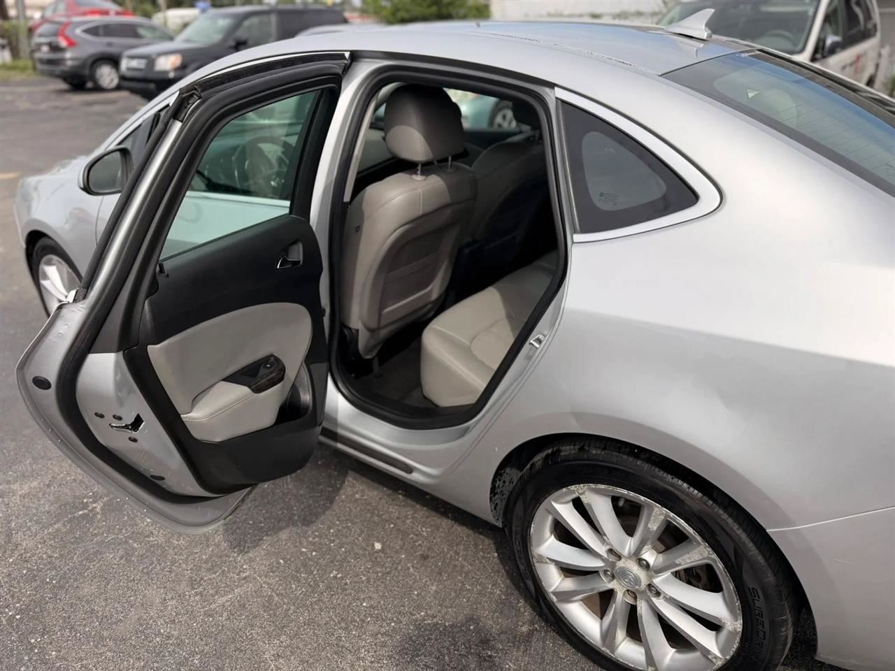 Used 2014 Buick Verano Convenience FWD image 21