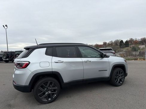 New 2026 Jeep Compass Limited w/ Sun, Sound & Navigation Group image 7