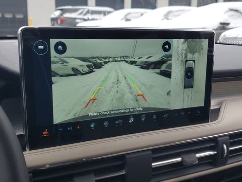 New 2026 Lincoln Corsair Premiere image 20