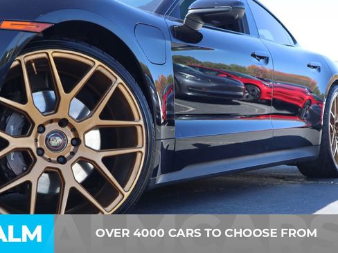 Used 2021 Porsche Taycan image 3