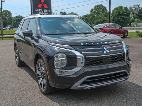 New 2025 Mitsubishi Outlander AWD image 7