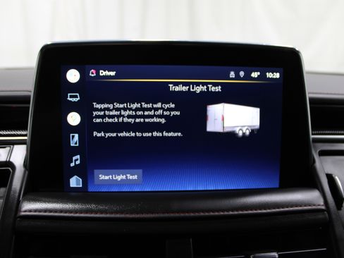 Used 2022 Chevrolet Suburban RST w/ Luxury Package image 17