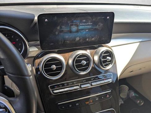 Used 2021 Mercedes-Benz GLC 300 image 9