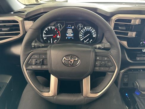 Used 2026 Toyota Tundra SR5 w/ SR5 Premium Package AWD/4WD image 18