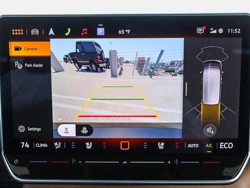 New 2025 Volkswagen ID. Buzz Pro S RWD image 28