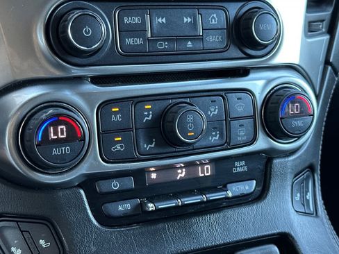 Used 2019 Chevrolet Tahoe LT AWD/4WD image 22