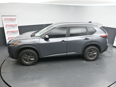 Used 2023 Nissan Rogue S image 13