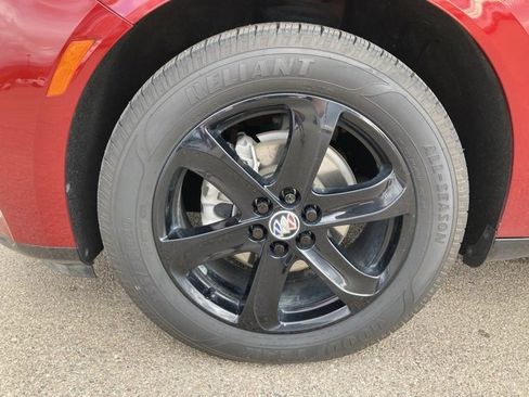 Used 2023 Buick Enclave Essence w/ Sport Touring Edition image 44