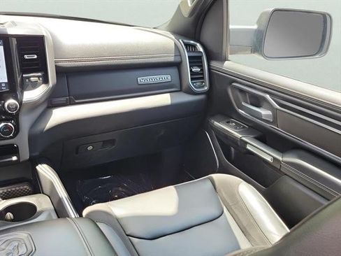 Used 2024 RAM 1500 Laramie AWD/4WD image 16