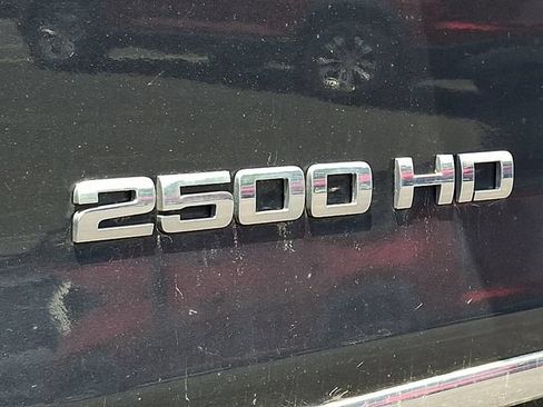 Used 2018 Chevrolet Silverado 2500 LTZ w/ LTZ Plus Package AWD/4WD image 30