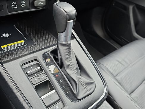 Used 2024 Honda CR-V EX-L image 16