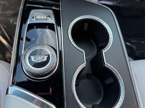 Used 2025 Cadillac Lyriq Sport image 24