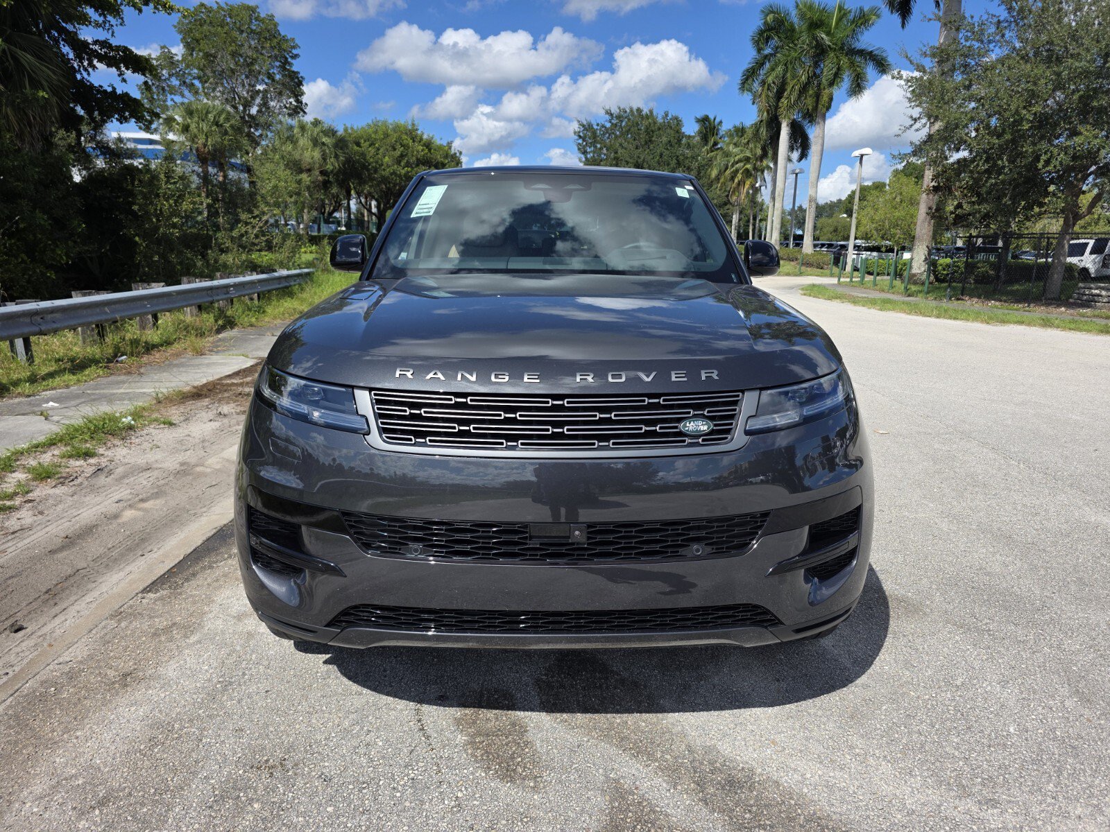 New 2027 Land Rover Range Rover Sport SE AWD/4WD image 8