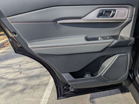 New 2026 Ford Explorer Active image 24