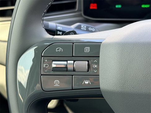 New 2026 Kia EV9 Wind image 18